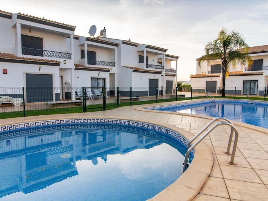 Magnolia O House - Pool View & Privat Garden & Garage Villa Albufeira Bagian luar foto