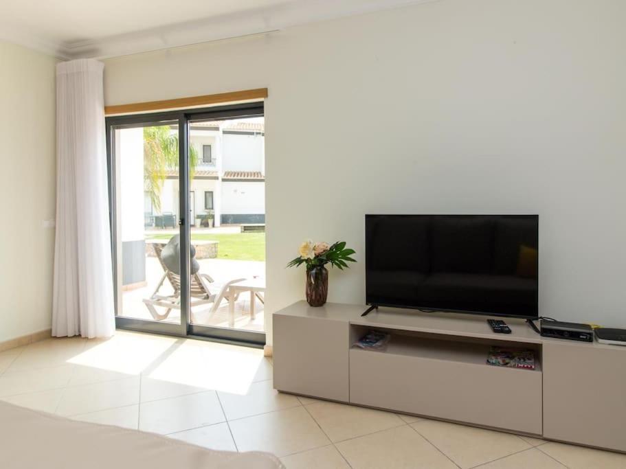 Magnolia O House - Pool View & Privat Garden & Garage Villa Albufeira Bagian luar foto