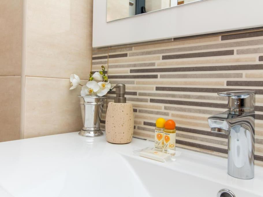 Magnolia O House - Pool View & Privat Garden & Garage Villa Albufeira Bagian luar foto