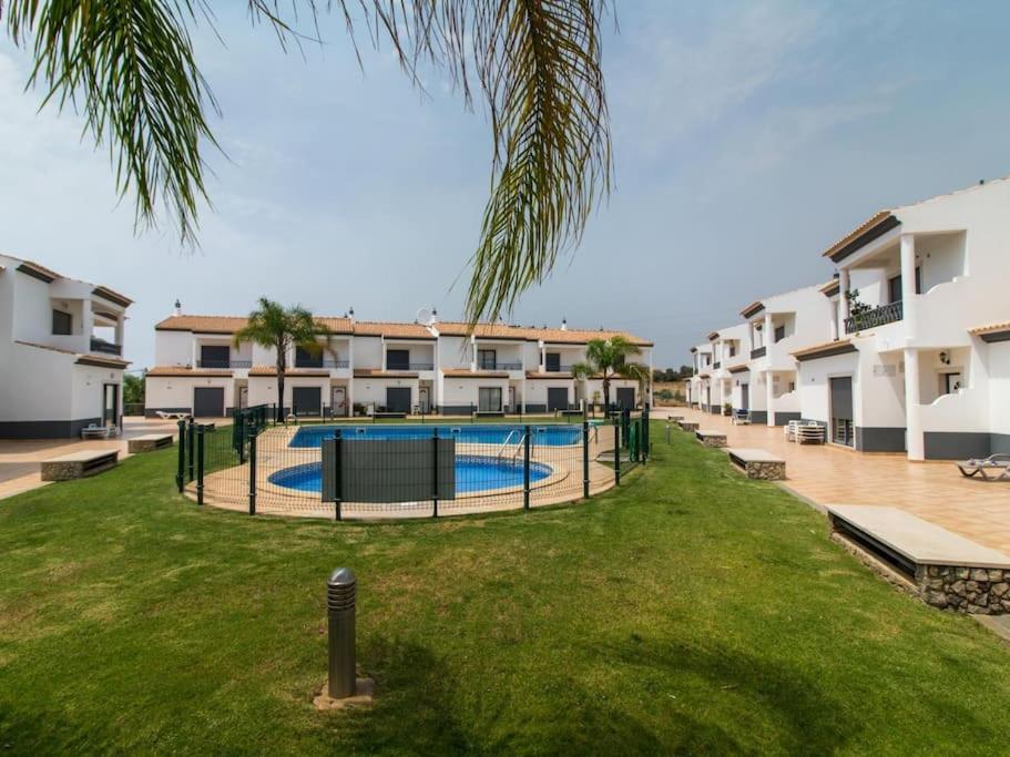 Magnolia O House - Pool View & Privat Garden & Garage Villa Albufeira Bagian luar foto