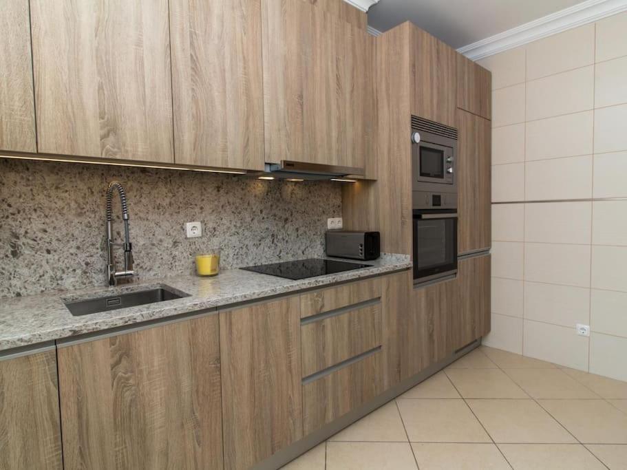 Magnolia O House - Pool View & Privat Garden & Garage Villa Albufeira Bagian luar foto